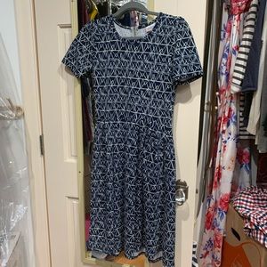 Navy and white pattern stretchy dress
